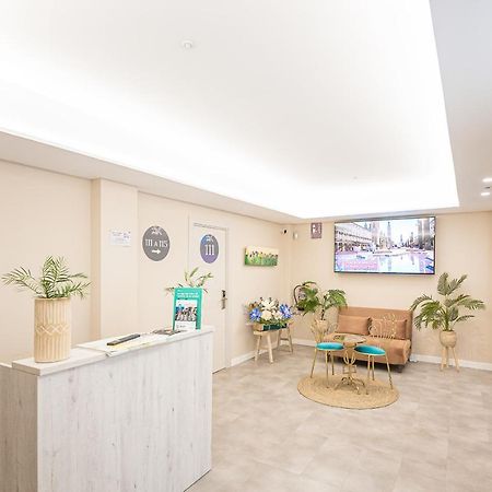 Hostal Plaza Boutique (Adults Only) سرقسطة المظهر الخارجي الصورة
