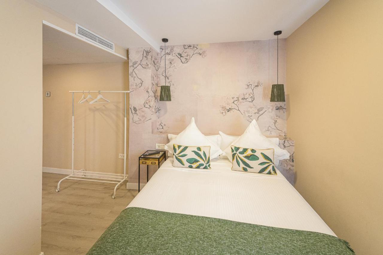 Hostal Plaza Boutique (Adults Only) سرقسطة المظهر الخارجي الصورة