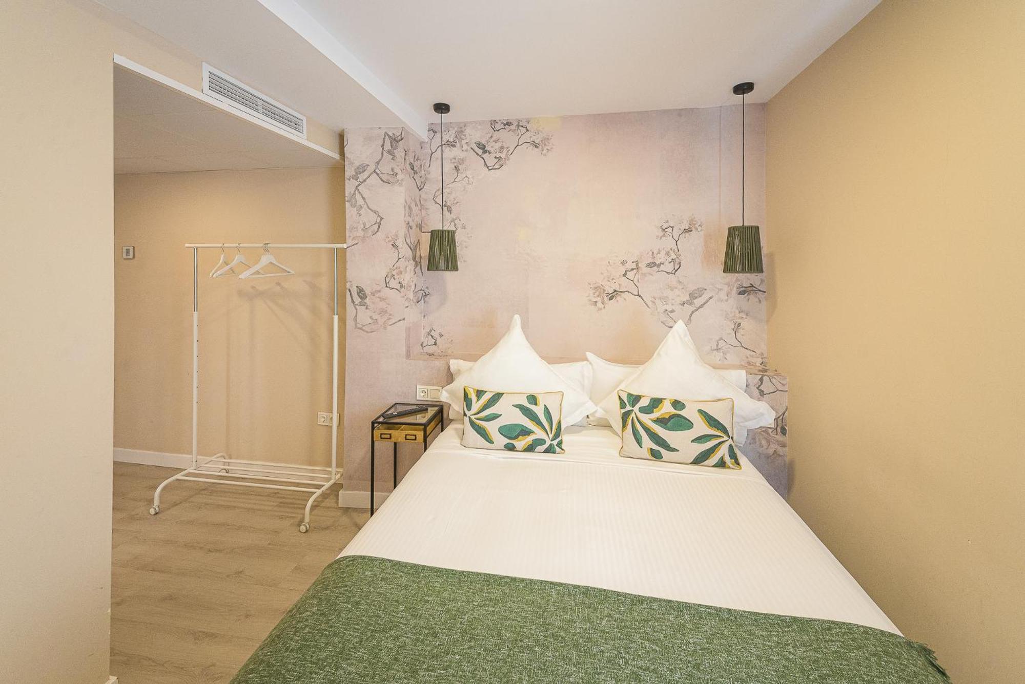 Hostal Plaza Boutique (Adults Only) سرقسطة المظهر الخارجي الصورة