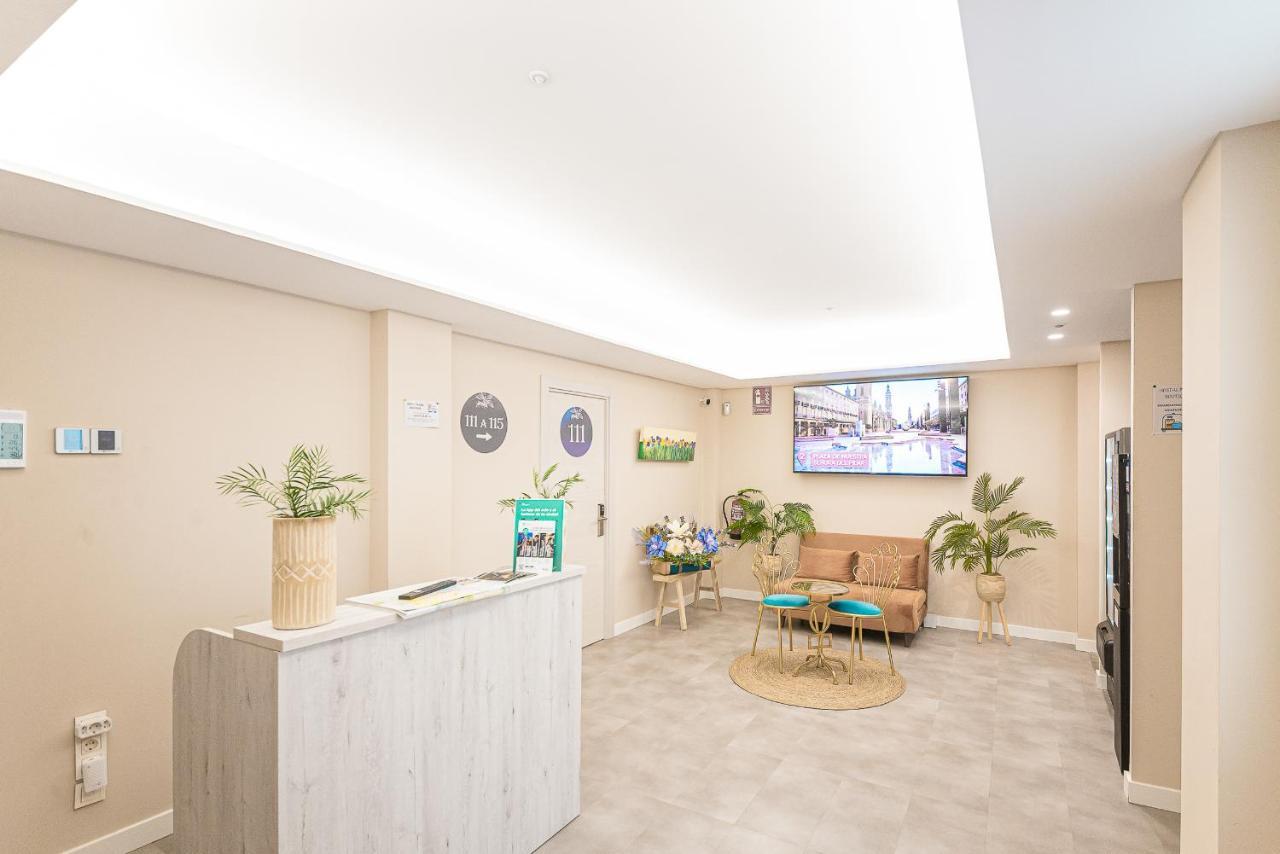 Hostal Plaza Boutique (Adults Only) سرقسطة المظهر الخارجي الصورة