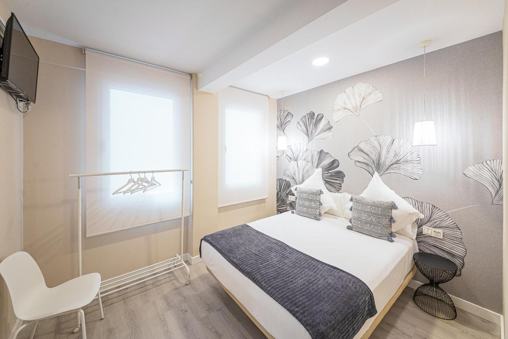Hostal Plaza Boutique (Adults Only) سرقسطة المظهر الخارجي الصورة