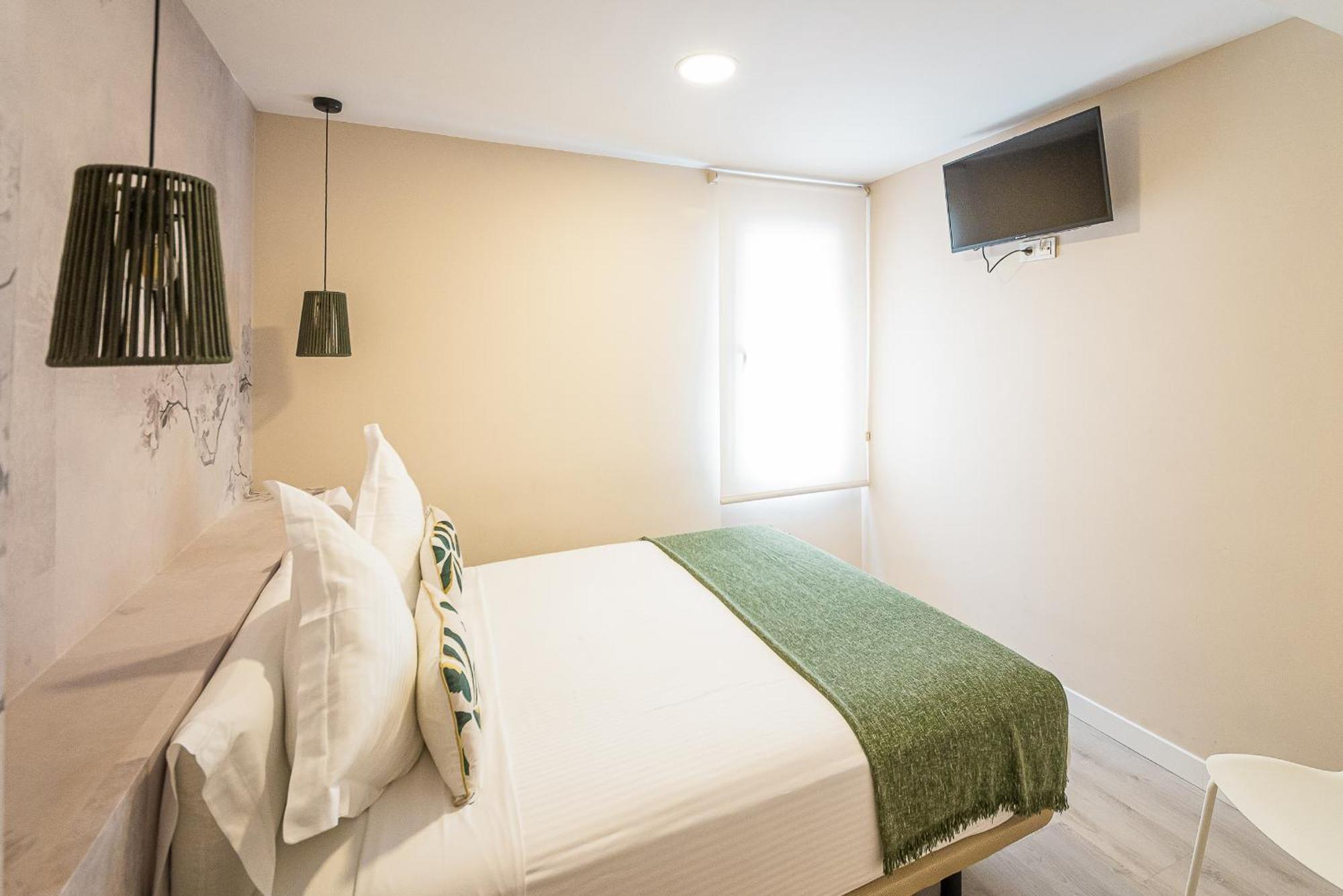 Hostal Plaza Boutique (Adults Only) سرقسطة المظهر الخارجي الصورة