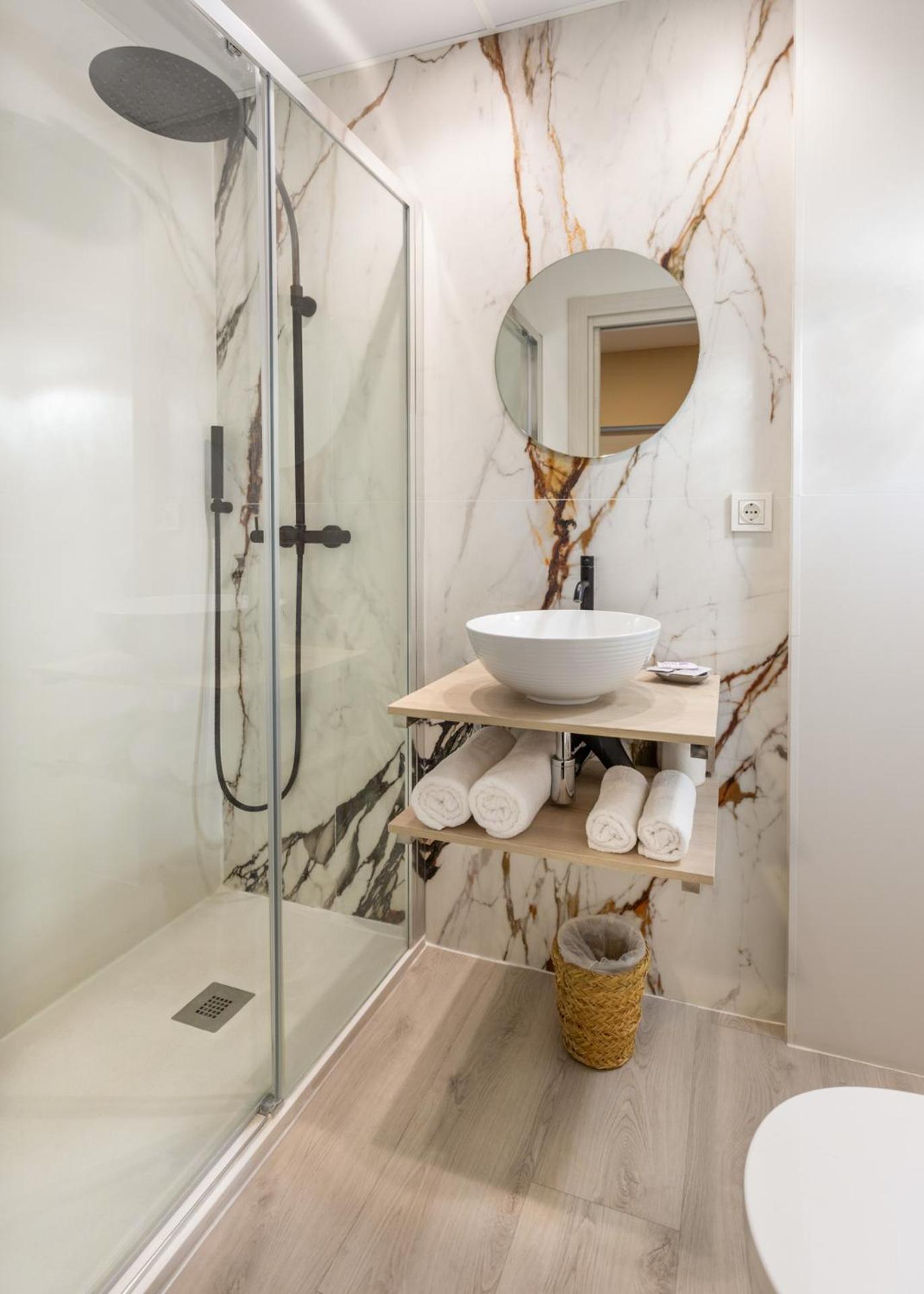 Hostal Plaza Boutique (Adults Only) سرقسطة المظهر الخارجي الصورة
